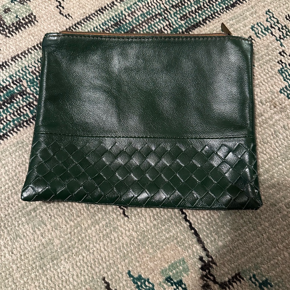 Deux Mains Green Leather Clutch